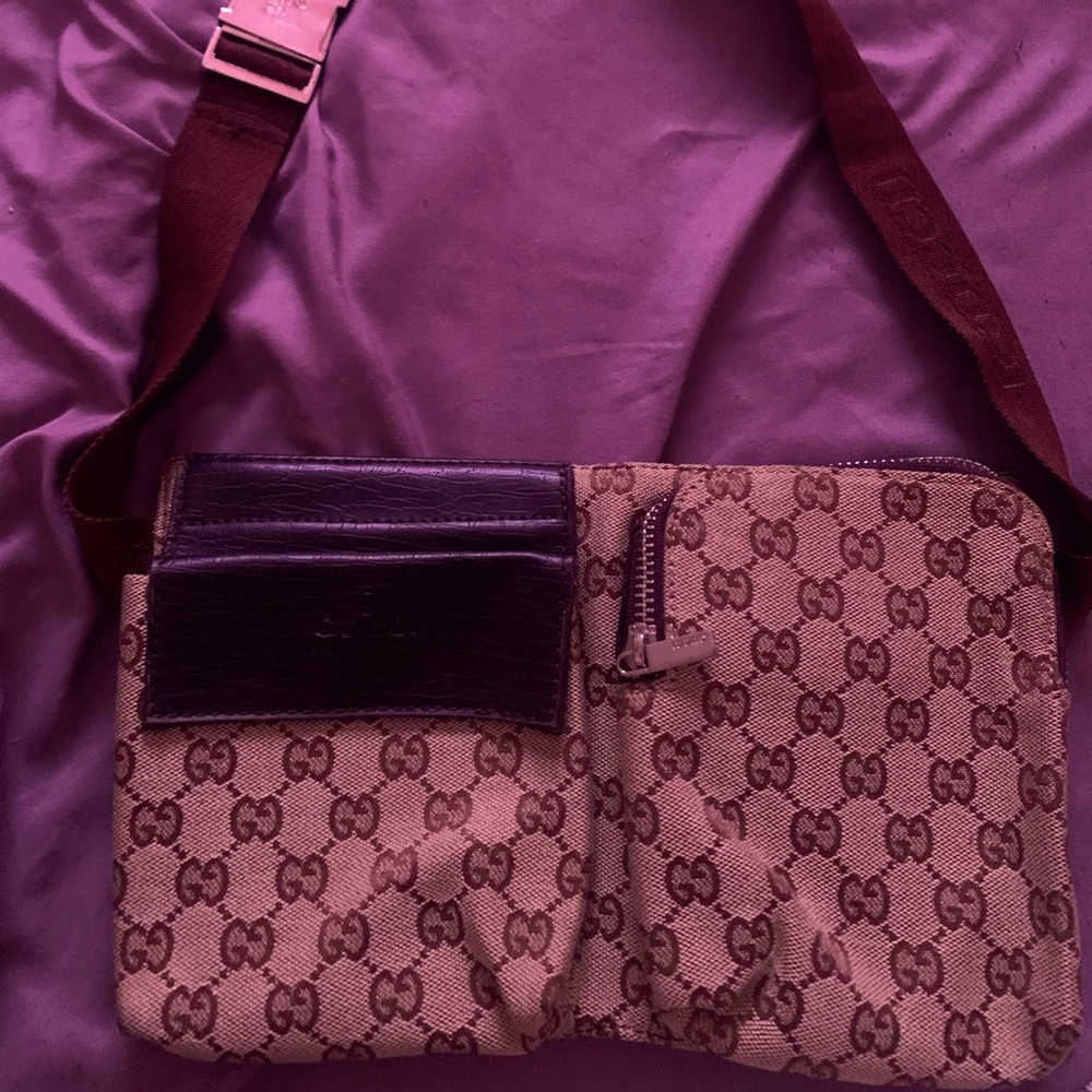 I have this gucci purse I no longer need I’m moving an im clearing up space